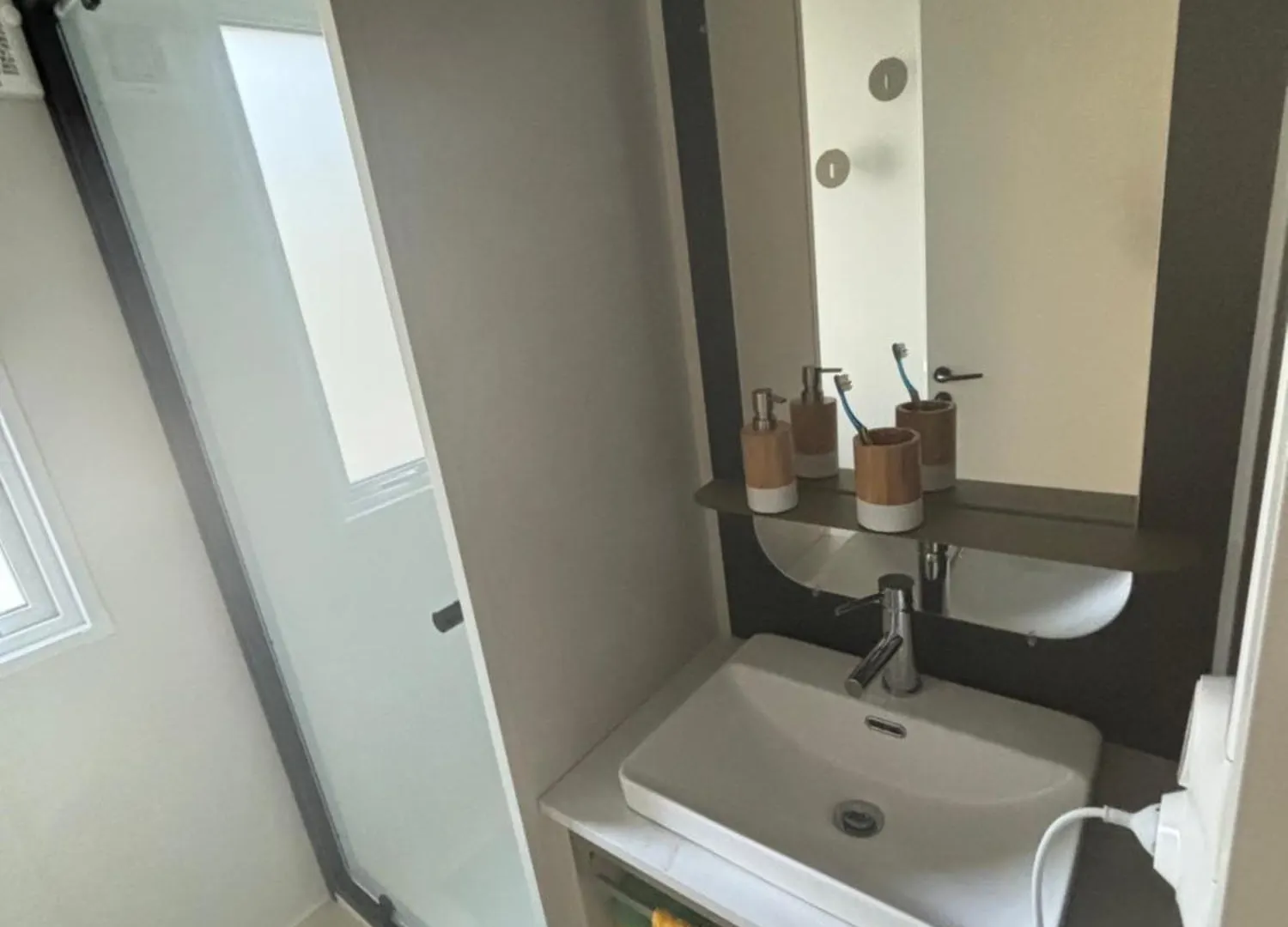 Bungalow Vue Mer, Jacuzzi, Terrase, Jardin Saint-Raphaël 0*,  Frankrijk